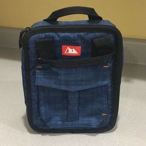 Attic zone lunch box